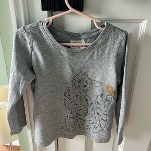Hanna Andersson Gray Long Sleeve Tee with Cat and Gold Detail